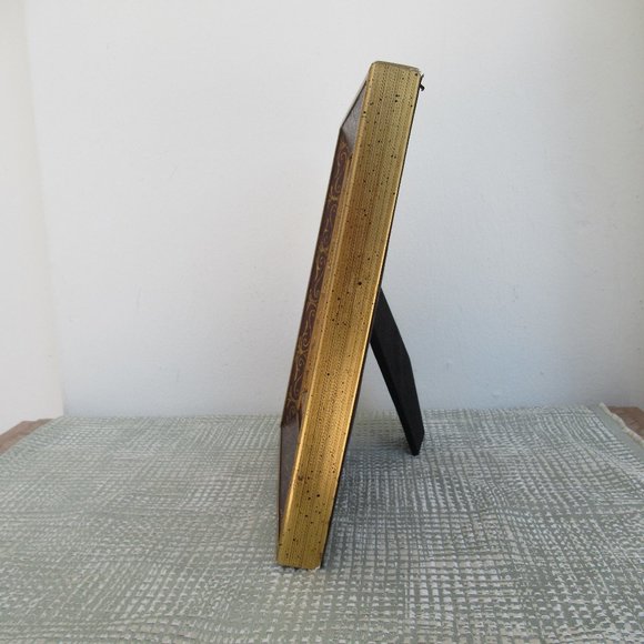 Beautiful Vintage Ornated Wood Picture Gilt Frame 9" x 11" for a 5" x 7" Picture - Picture 4 of 8